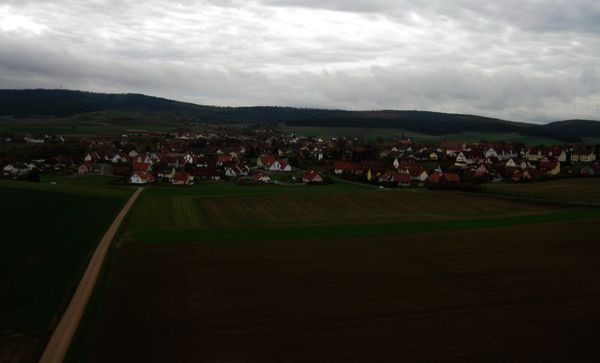 Blick von südlich der Biogasanlage Richtung Ostheim